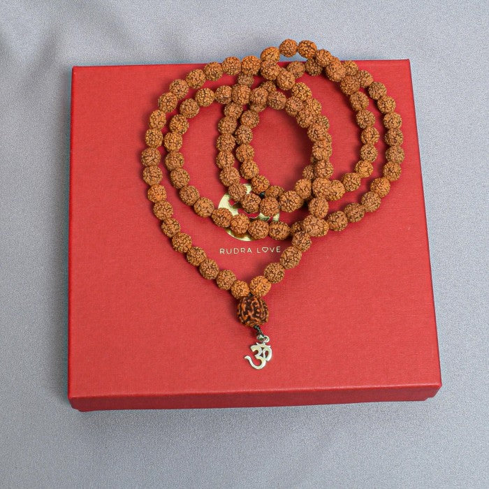 Japamala harmonia e paz AUM